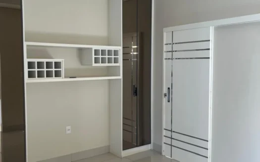 Casa com painel solar, móveis planejados e piscina – Birigui